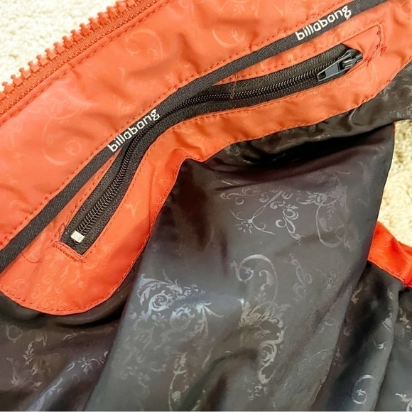 Billabong Hooded Puffer Vest Winter Vest Faux Fur Trim Burnt Orange Sz M Outdoor - Picture 9 of 12